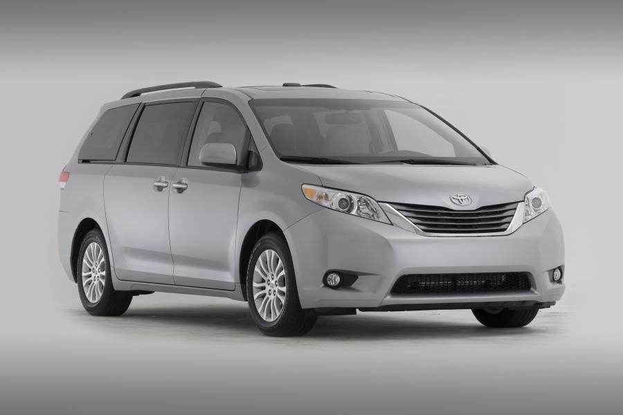 Toyota Sienna XLE '2010